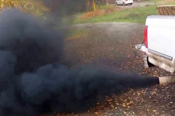 දුමේ පාට අනුව වාහනයේ ලෙඩේ හොයාගන්නේ මෙහෙමයි.