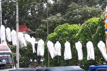 யாழில் வெசாக் தோரண பந்தல்கள் அமைப்பு! இராணுவத்தினர் துரித நடவடிக்கை (Photos)