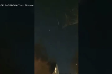 கனடாவில் வானில் தோன்றிய வெளிச்சம்; பீதியடைந்த மக்கள்