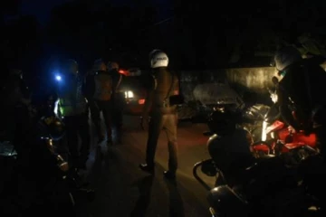 போதையில் வானத்தை நோக்கி துப்பாக்கிச்சூடு நடத்திய இராஜாங்க அமைச்சர்