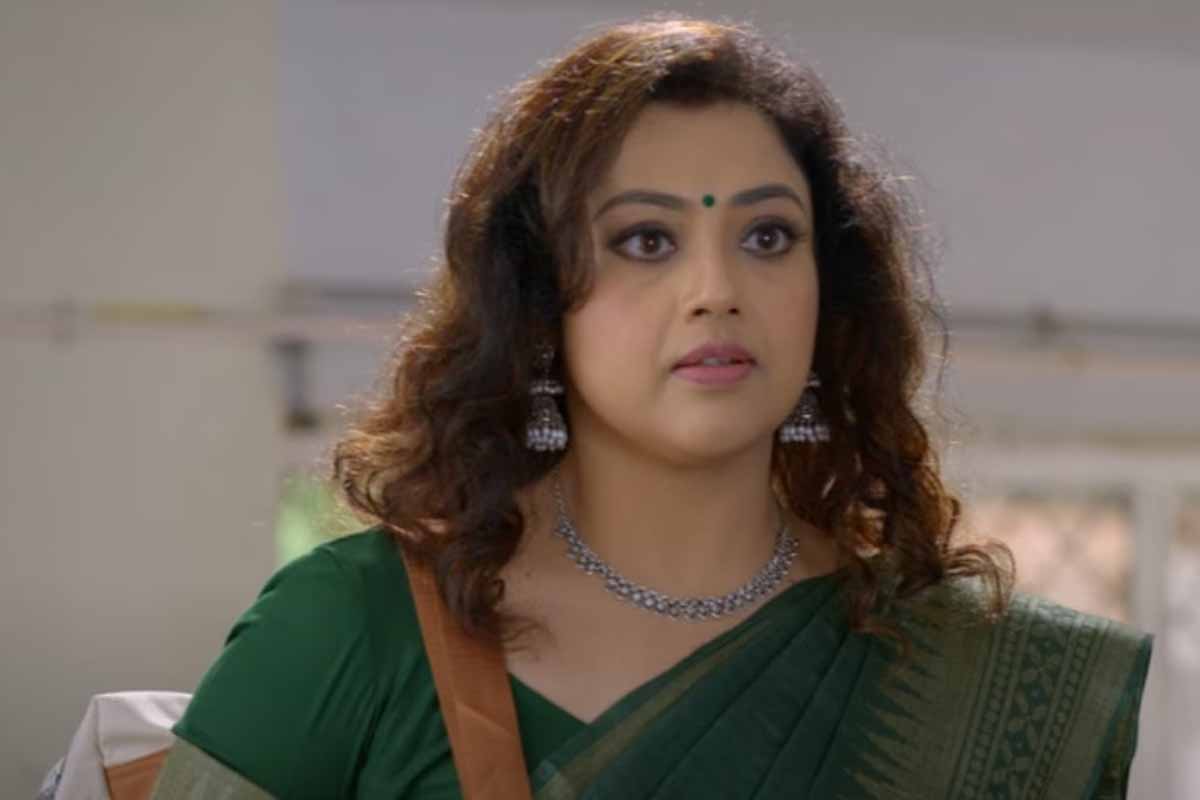 மம்மூட்டிக்கு மகள், காதலி, தாயாக நடித்த ஒரே தமிழ் நடிகை.. யார் தெரியுமா? | Meena Act As Mammootty Daughter Lover And Mother மம்மூட்டிக்கு மகள், காதலி, தாயாக நடித்த ஒரே தமிழ் நடிகை.. யார் தெரியுமா? | Meena Act As Mammootty Daughter Lover And Mother