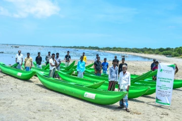 திருகோணமலையில் மீனவர்களுக்கு வாழ்வாதார உதவிபொருட்கள் வழங்கி வைப்பு!