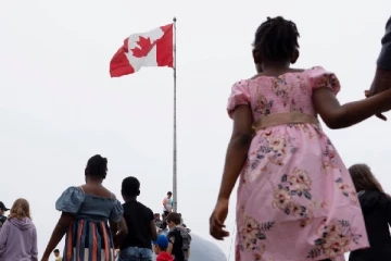 கனடாவில் தேசிய கீதம் தொடர்பில் எழுந்துள்ள சர்ச்சை