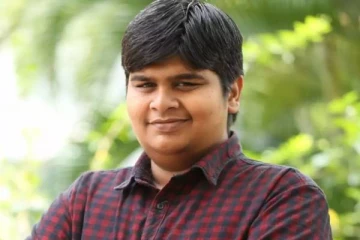 எங்களை விட்ருங்க ப்ளீஸ்! நடிகர்களை இலங்கை தமிழ் பேச வைக்க முயற்சிக்காதீங்க... இயக்குனர் கார்த்திக் சுப்புராஜிடம் ஈழப்பெண் கோரிக்கை