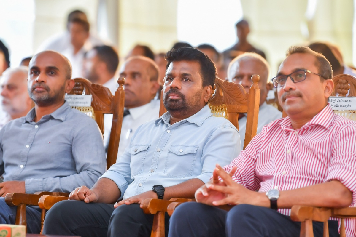 காலத்தை கடத்த ஆட்சிக்கு வரவில்லை.. ஜனாதிபதி முழக்கம் | President Anura Speech In Rambukkanai காலத்தை கடத்த ஆட்சிக்கு வரவில்லை.. ஜனாதிபதி முழக்கம் | President Anura Speech In Rambukkanai