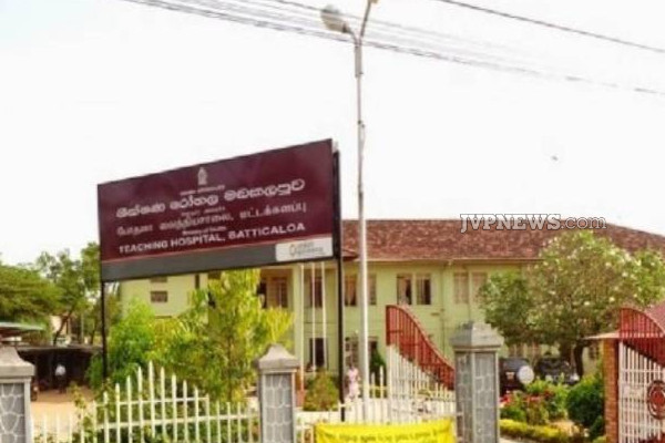 மட்டக்களப்பில் பயங்கர விபத்து: இளைஞன் பலி! தாய் - மகள் வைத்தியசாலையில் | Batticaloa Accident Youth Die Mother Daughter