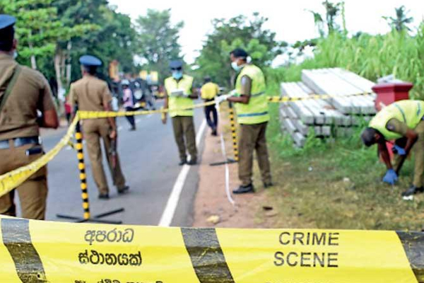 இலங்கையில் அதிரவைத்த சம்பவம்; வீடொன்றில் மூவர் சடலங்களாக மீட்பு | Sri Lanka Rescue Of Three Dead Bodies In A House