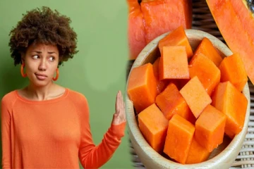 பப்பாளி பழத்தோடு இதை சேர்த்து சாப்பிட்டால் ஆபத்து: இனிமேல் இதை தவிர்த்திடுங்கள்