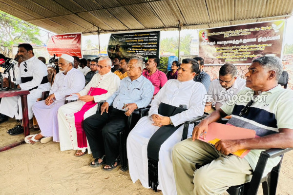 மன்னாரில் காற்றாலை மின் திட்டத்திற்கு எதிரான போராட்டம் : இன்றுடன் நிறைவு | Protest Wind Power Project In Mannar மன்னாரில் காற்றாலை மின் திட்டத்திற்கு எதிரான போராட்டம் : இன்றுடன் நிறைவு | Protest Wind Power Project In Mannar