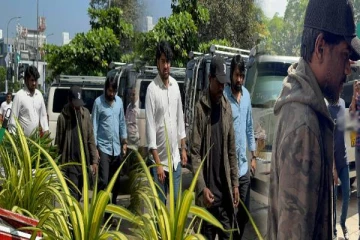 வாடிய முகத்துடன் இலங்கை வந்த யுவன்.. பவதாரணியின் உடலை காண சென்ற தருணம்