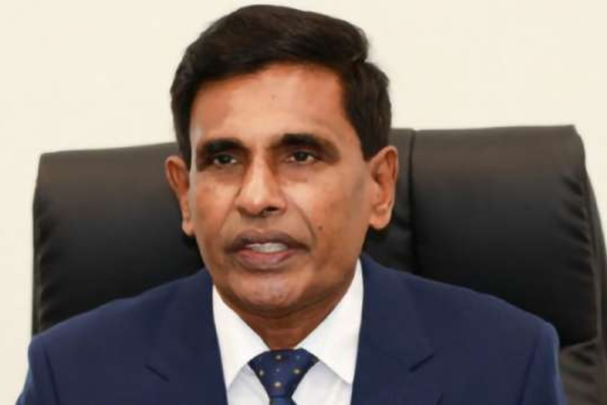 பொலிஸ் சேவையில் பாரியளவில் ஆளணி வளப் பற்றாக்குறை: அரசாங்கத்தின் தீர்மானம்! | Service Extension For Police Officers பொலிஸ் சேவையில் பாரியளவில் ஆளணி வளப் பற்றாக்குறை: அரசாங்கத்தின் தீர்மானம்! | Service Extension For Police Officers