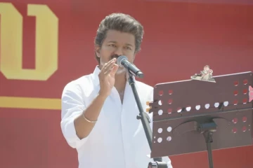 என்னை போல் செய்ய உங்களுக்கு தில்லு இருக்கா? அரசியல்வாதிகளுக்கு சவால் விட்ட விஜய்