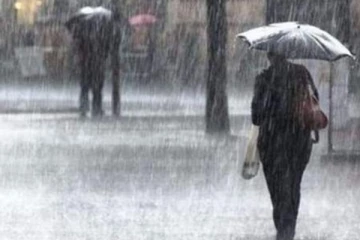 தமிழகத்தில் நாளை இந்த 5 மாவட்டங்களில் கனமழை பெய்யும் - வானிலை ஆராய்ச்சி மையம் தகவல்