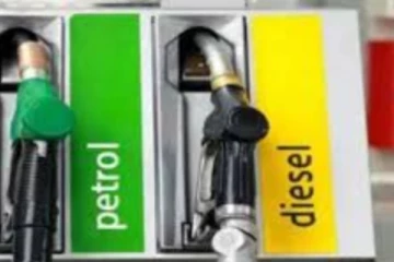 பெட்ரோல் விலையைக் குறைக்கும் முயற்சியில் நிதி அமைச்சகம்