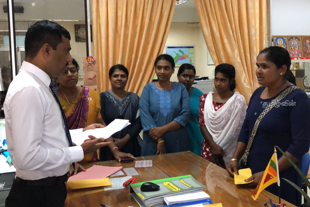 கிளிநொச்சியில் போக்குவரத்து வசதியின்றி தவிக்கும் 693 குடும்பங்கள் - அதிகாரிகளிடம் விடுக்கப்பட்ட கோரிக்கை | Lack Of Transportation Facilities In Kilinochchi