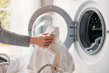 3 வயது சிறுவனை கொன்று உடலை வொஷிங் மெஷினில் மறைத்த பெண்; பகீர் கிளப்பிய சம்பவம்