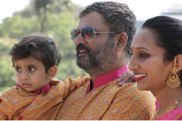 பிரபல இயக்குநரின் 4 வயது மகன் லிஃப்ட்டில் சிக்கி உயிரிழப்பு | Kgf Co Director Kirtan Nadagouda Son Dies In Lift