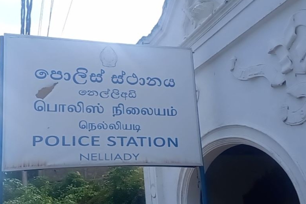 யாழில் புலம்பெயர் தமிழரான சுவிஸ் நபருக்கு நடந்த சம்பவம்; 08 பேர் கைது ... ஐவர் தலைமறைவு! | Over Rs1 Crore Stolen Swiss Diaspoara In Jaffna