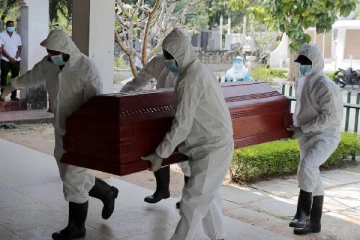 கொரோனா மரண எண்ணிக்கையில் ஏற்பட்ட  வீழ்ச்சி