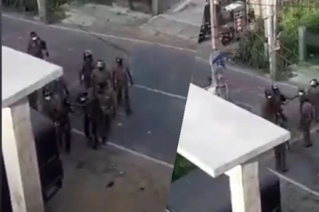 நிராயுதபாணியான போராட்டக்காரரை கொடூரமாக தாக்கும் பொலிஸார் - வெளியானது காணொளி (Video)