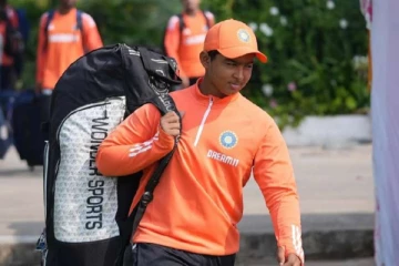 ஐபிஎல் ஏலத்தில் 13 வயதில் ரூ 1.10 கோடிக்கு ஏலம் போன சிறுவன்: யார் இந்த வைபவ் சூர்யவன்ஷி?