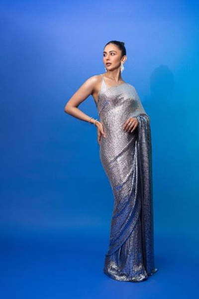 கிளாமராக புடவை அணிந்து விருது விழாவிற்கு வந்த ரகுல் ப்ரீத் சிங்- விலை கேட்டா ஷாக் ஆவீங்க | Rakul Preet Singh Award Show Photos