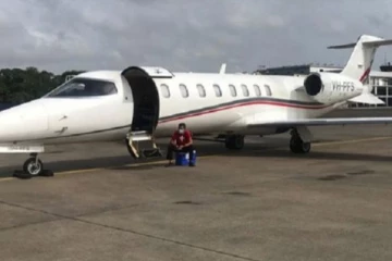 இலங்கையில் இருந்து அம்பியூலன்ஸ் விமானத்தில் சிங்கப்பூர் சென்றவர் யார்? வெளியான தகவல்