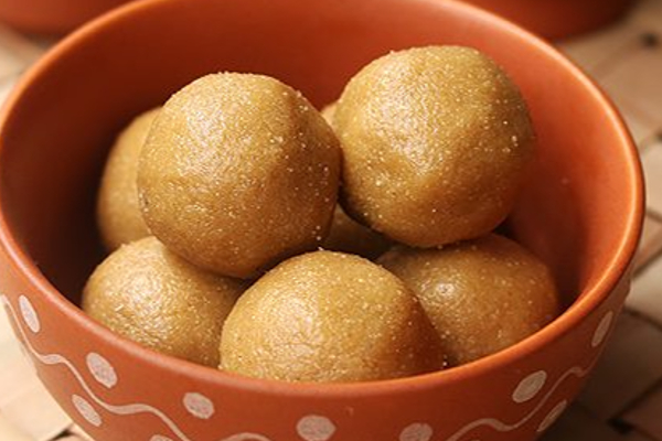 கம்பு லட்டு செய்வது எப்படி? நாவில் வைத்தாலே உருகும் சுவை | Millet Laddu