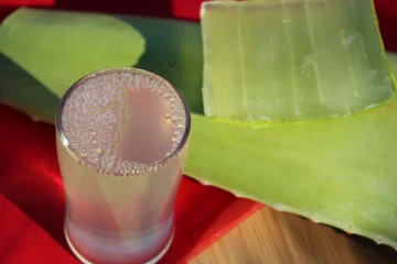 தினமும் வெறும் வயிற்றில் கற்றாழை ஜூஸ் குடித்தால் என்ன நடக்கும்?