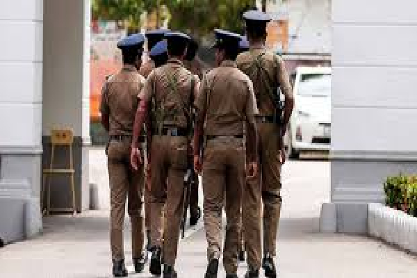 விபத்தை ஏற்படுத்திவிட்டு தப்பிச்சென்ற npp பிரதேச சபைத்தலைவரின் வாகனம் | Medirigiriya Npp Pr Chairman Car Accident விபத்தை ஏற்படுத்திவிட்டு தப்பிச்சென்ற npp பிரதேச சபைத்தலைவரின் வாகனம் | Medirigiriya Npp Pr Chairman Car Accident