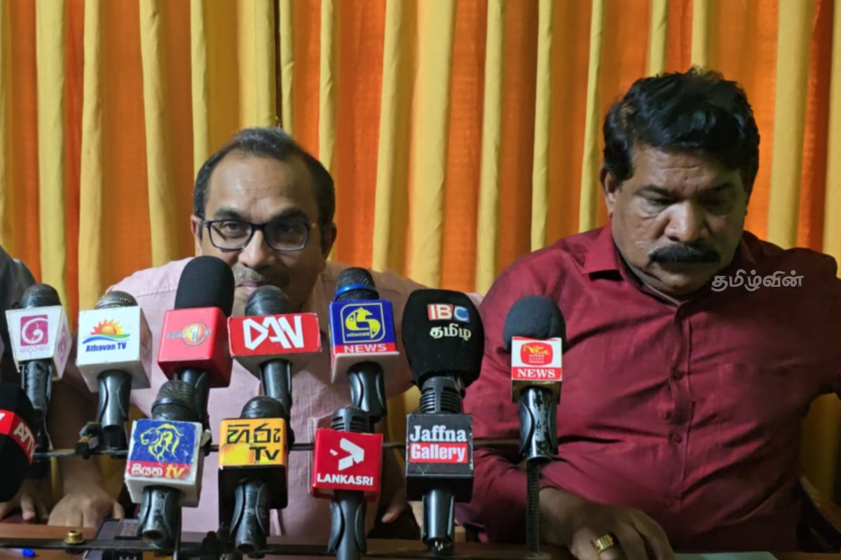 கேள்விகளுக்கு இடமளிக்காமல் வெளியேறிய அமைச்சர்கள் - ஊடகவியலாளர்கள் அதிருப்தி | Ministers Left Without Answering Journalists