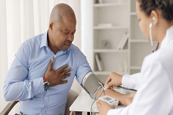 உயர் இரத்த ழுத்தம் இருந்தால் தென்படும் முக்கிய 7 அறிகுறிகள் | Symptoms Of Having High Blood Pressure