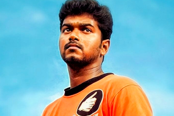 மீண்டும் ரிலீஸ் ஆகும் விஜய்யின் சூப்பர்ஹிட் படம்.. கொண்டாட தயாராகும் ரசிகர்கள் | Vijay Ghilli Rerelease On April 20