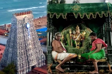 ஆவணி திருவிழா: பச்சை சாத்தி பவனி வந்த திருச்செந்தூர் முருகன்