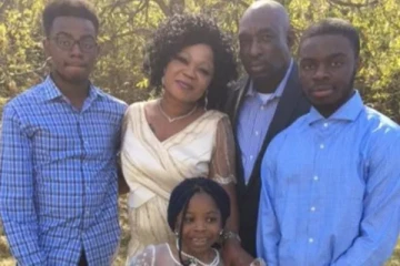 கிட்டத்தட்ட 20 ஆண்டுகள் கனடாவில் வாழ்ந்த பிறகு நாடுகடத்தப்பட உள்ள தாயும் மகனும்...