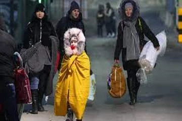 ஒரு தொகுதி உக்ரைன் ஏதிலிகள் கனடாவிற்கு அழைத்து வரப்பட்டனர்