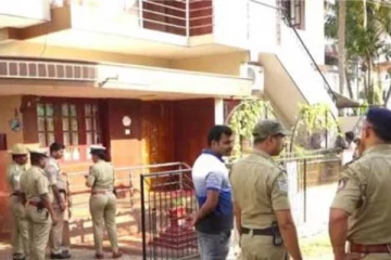 மகளை கொன்றுவிட்டு தாய் தற்கொலை! உயிர்தப்பிய மற்றொரு மகள்..அதிர்ச்சி சம்பவம்