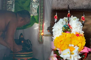 செம்மலை நீராவியடி பிள்ளையார் ஆலயத்தில் பௌர்ணமி தின சிறப்பு பூஜை