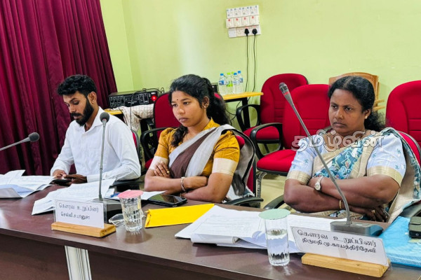 புதுக்குடியிருப்பு வர்த்தக நிலையங்களில் ஏற்படுத்தப்படவுள்ள மாற்றம் | Resolution Establishments Puthukkudiyiruppu