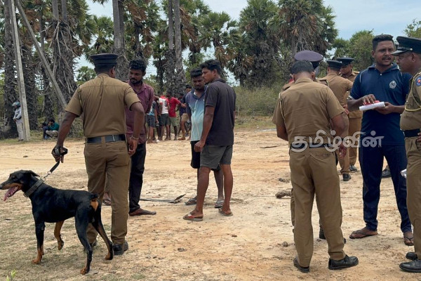 கொக்குத்தொடுவாயில் இளைஞன் வெட்டிக்கொலை.. மோப்பநாய் சகிதம் தீவிர தேடுதல் | Kokkuthoduvai Murder Case
