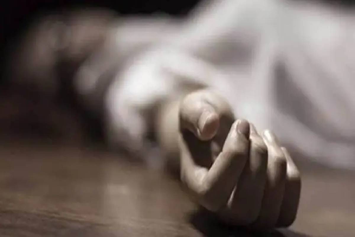 ஆள் நடமாட்டம் இல்லாத பகுதியில் மீட்கப்பட்ட சடலம் | Suspicious Death In A Secluded Area