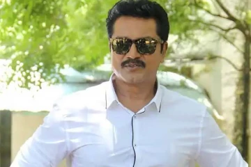 படப்பிடிப்பில் நடந்த தகராறு: நடிகை முன்பு வேட்டியை கழட்டி வீசி சென்ற சரத்குமார்! நடந்தது என்ன?