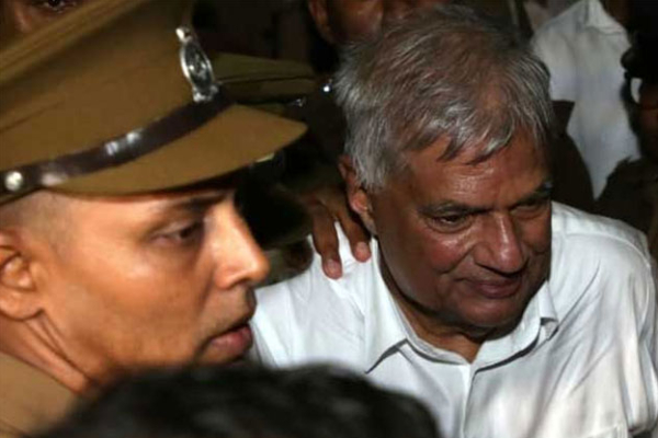 ரணிலின் உடல்நிலை குறித்து சிறைச்சாலை வைத்தியர்கள் வெளியிட்டுள்ள தகவல் | Transfer Of Ranil To Colombo National Hospital