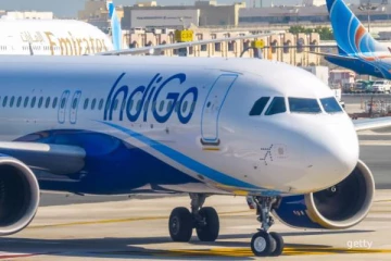 ஒவ்வொரு மாதமும் நான்கு புதிய விமானங்கள்... 1000 விமானிகளைப் பணியமர்த்தும் இந்திய நிறுவனம்