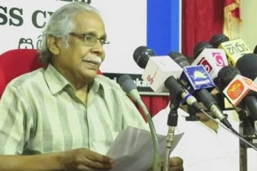 வடக்கு மாகாண ஆளுநரின் எச்சரிக்கை சிறுபிள்ளைத்தனமானது -  ந.ஸ்ரீகாந்தா