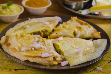 தோசை மீந்து விட்டதா? சூப்பரான  இந்த ரெசிபியை செய்து ருசியுங்கள்....!