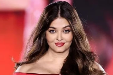 திருமணத்துக்கு முன்பே ஐஸ்வர்யா ராய்க்கு ஆண் குழந்தையா? மகனாக வந்தவர் யார்?