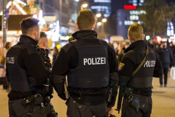 ஜெர்மனியில் தமிழர் பகுதியில் 15 வயது சிறுமிக்கு நேர்ந்த சோகம்!