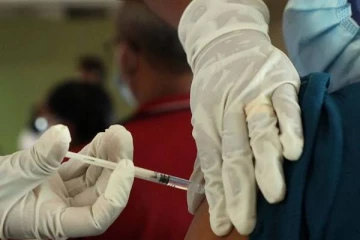 கொரோனா தடுப்பூசியின் செயல் திறன் குறித்து வெளியான அதிர்ச்சி தகவல்