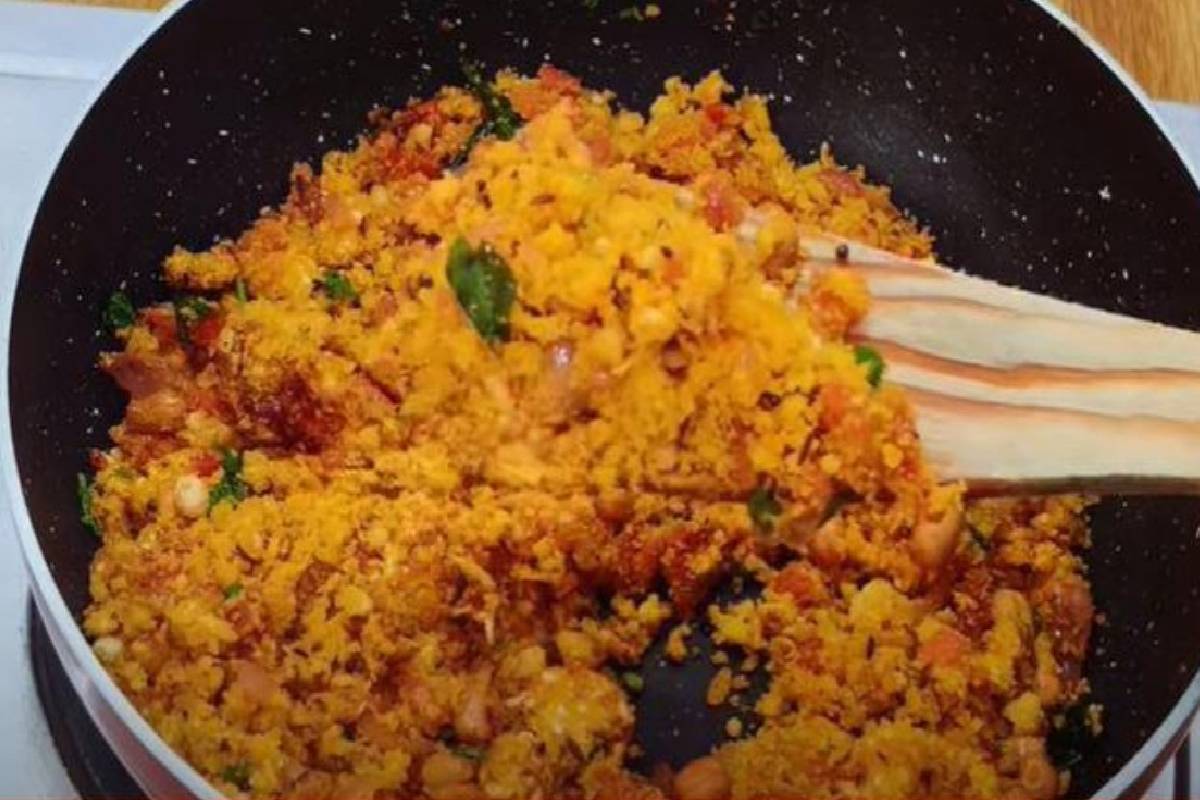 Easy Puttu Kothu Recipe : குழந்தைகளுக்கு குஷியாக்கும் சுவையான புட்டு கொத்து! | Easy Puttu Kothu Recipe In Tamil Kids Breakfast Easy Puttu Kothu Recipe : குழந்தைகளுக்கு குஷியாக்கும் சுவையான புட்டு கொத்து! | Easy Puttu Kothu Recipe In Tamil Kids Breakfast